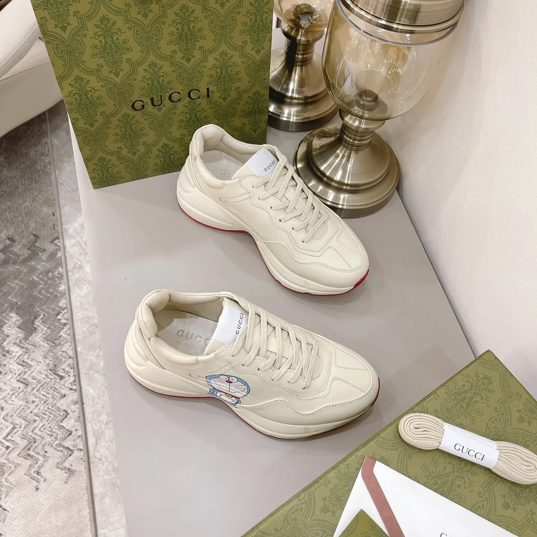 P700👟👟 The top version of GUCCI dad shoes, the latest upgraded version❗❗ The fabric is 100% consistent with the store. The whole series uses four leather styles. Each pattern, color and fabric are one-to-one consistent with the store. Women's size 35 36 37 38 39 40 Men's size 39 40 41 42 43 44 (women's size 34, men's size 45 can be customized)